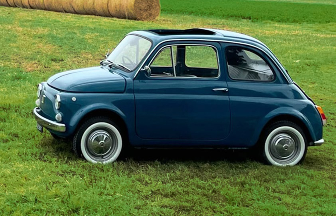 Ln classic rent noleggio auto d'epoca Fiat 500 blu turchese